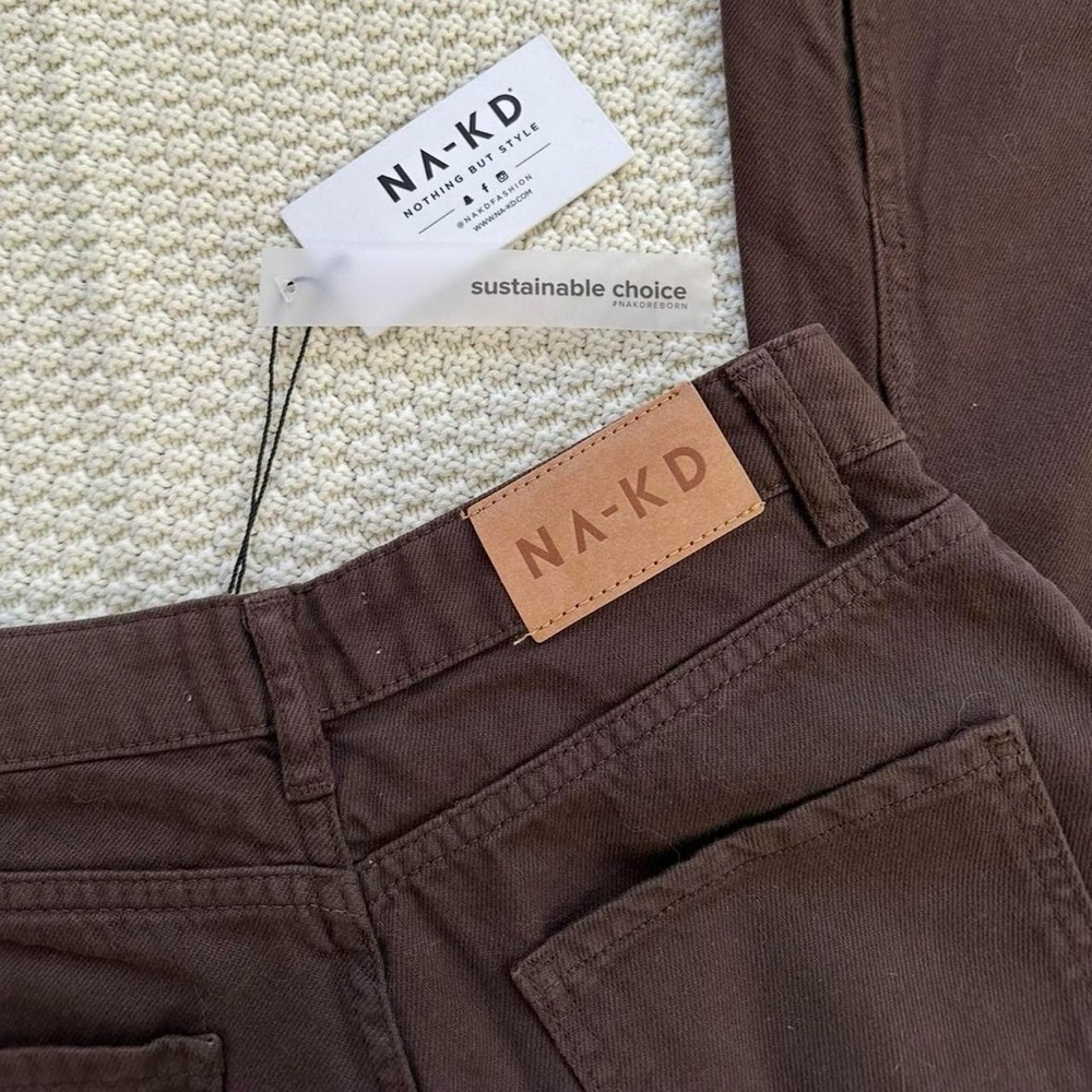 NWT NA-KD Brown Straight Leg Jeans - Picture 2 of 9